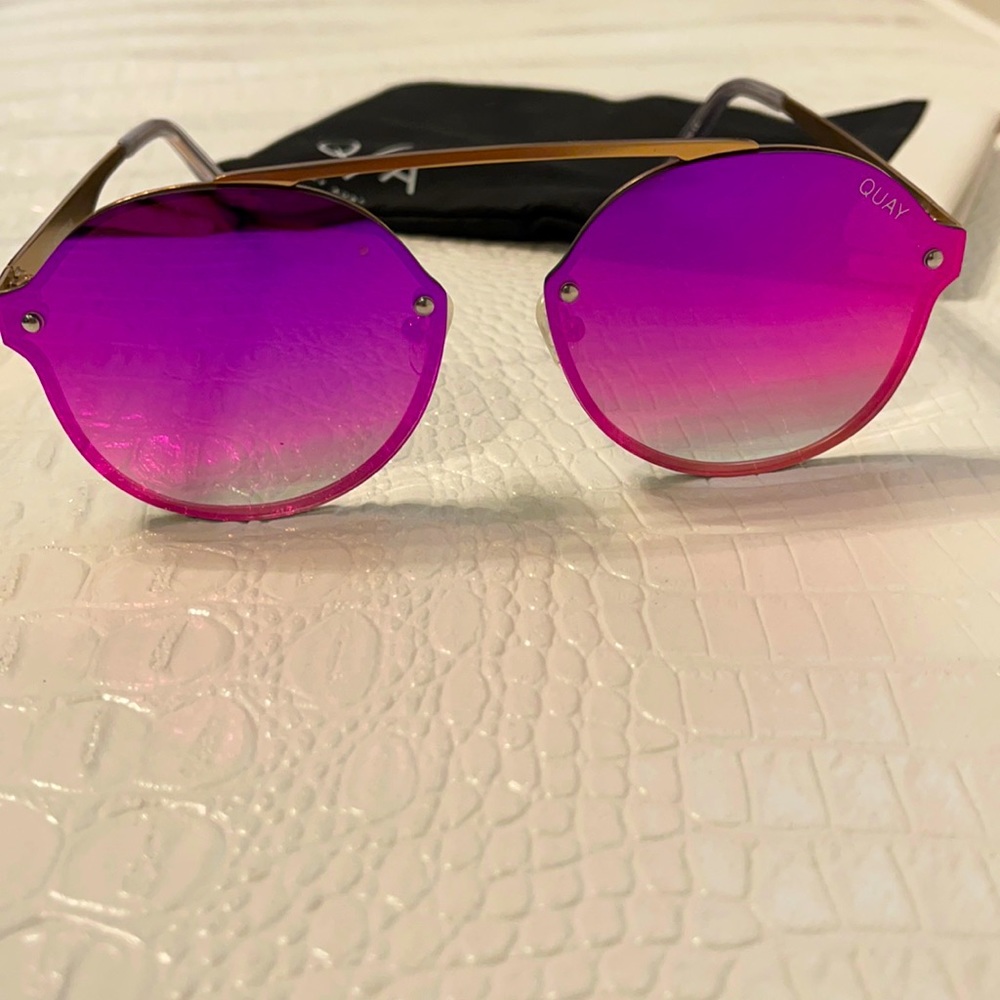 Quay Camden heights sunglasses